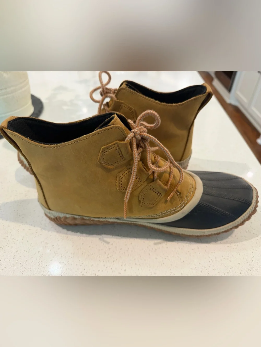Sorel Out N About Waterproof Duck Boots Women's size 10